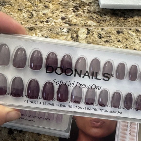 DOONAILS Soft Gel Press Ons - Lavender Ombre Set - Picture 3 of 5